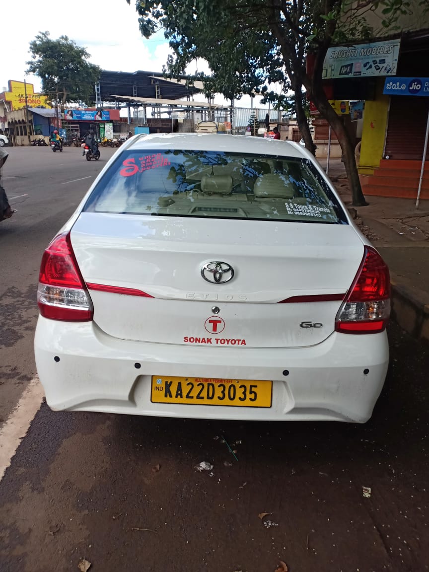 toyota etios back